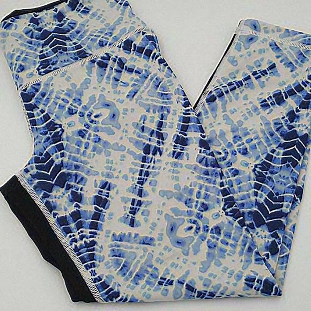 VSX Sport Knockout‎ Crop Leggings Blue Tie Dye / Black S